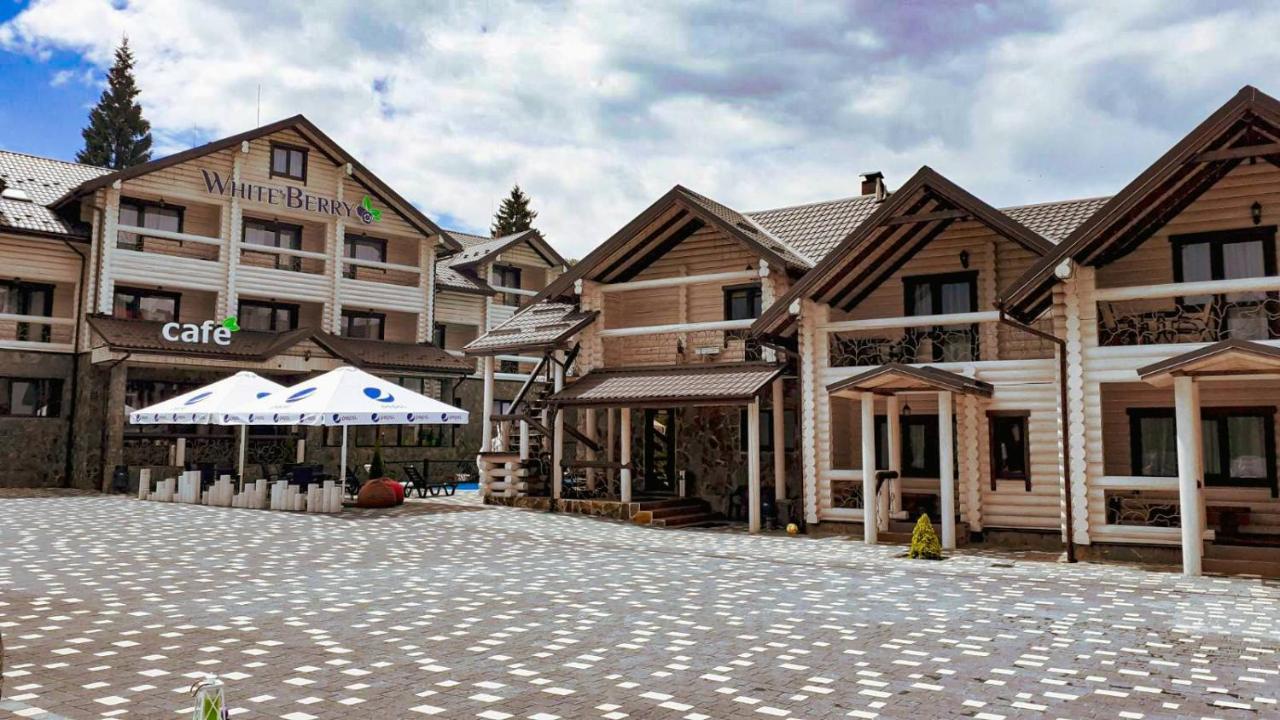 Whiteberry Hotel Bukovel Luaran gambar