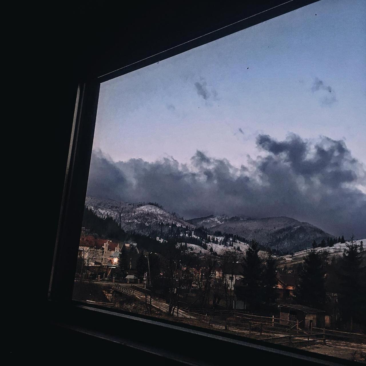 Whiteberry Hotel Bukovel Luaran gambar