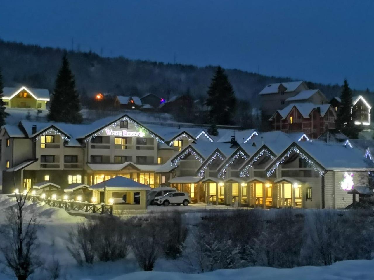 Whiteberry Hotel Bukovel Luaran gambar