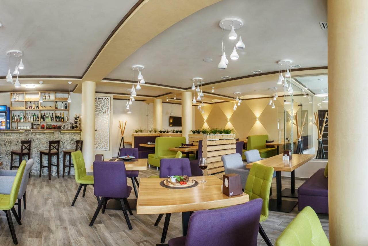 Whiteberry Hotel Bukovel Luaran gambar